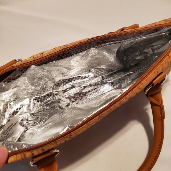 Gianni Bini Patent Leather Cork Platform Heels Size 8 & Primeware Cork Wine Bag - Picture 11 of 13